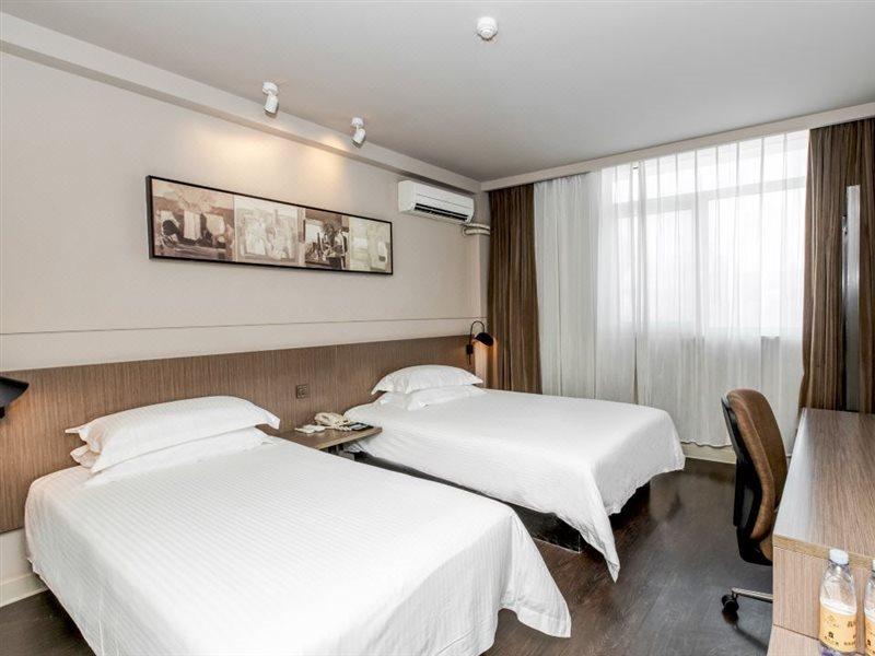 Jinjiang Inn Select Qingdao Henan Road Railway Station Dış mekan fotoğraf